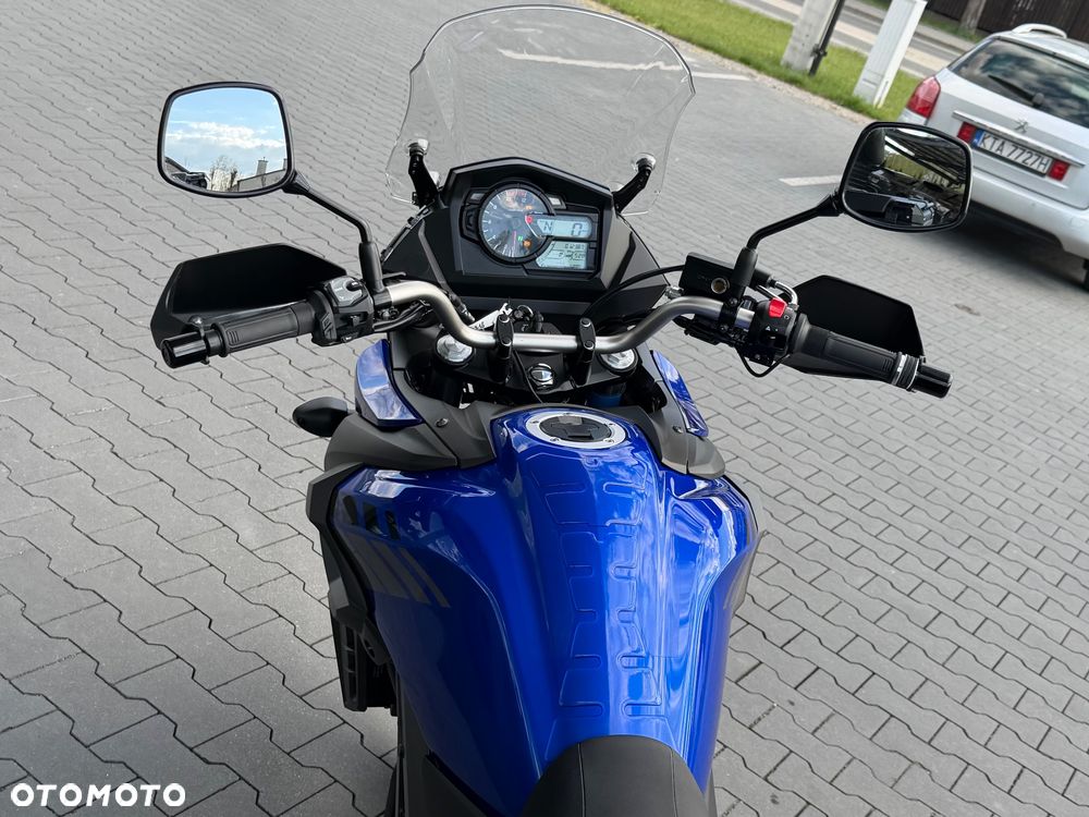 Suzuki V-STROM - 23