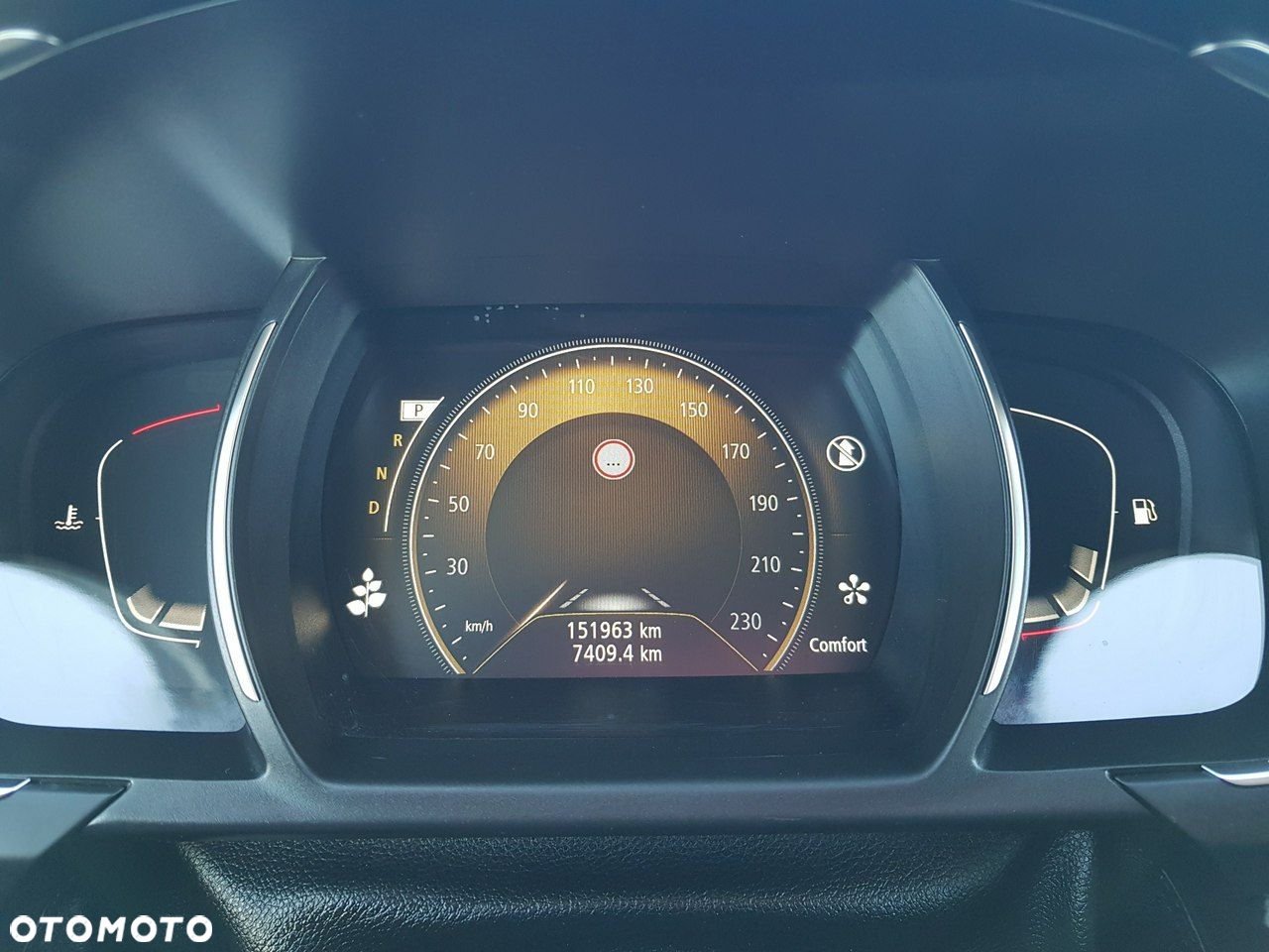 Renault Scenic ENERGY dCi 160 EDC INITIALE PARIS - 26