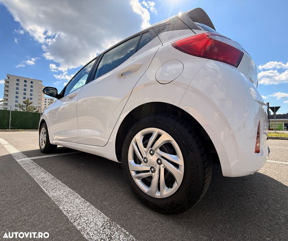 Hyundai i10 - 10