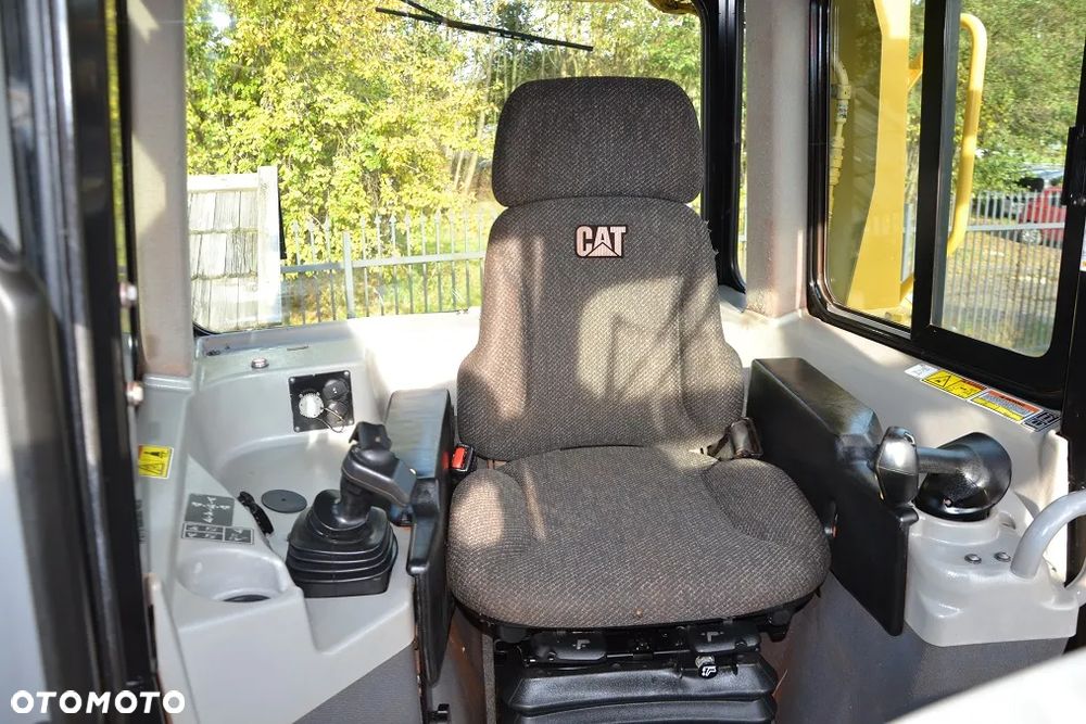 Caterpillar D6T LGP - 21