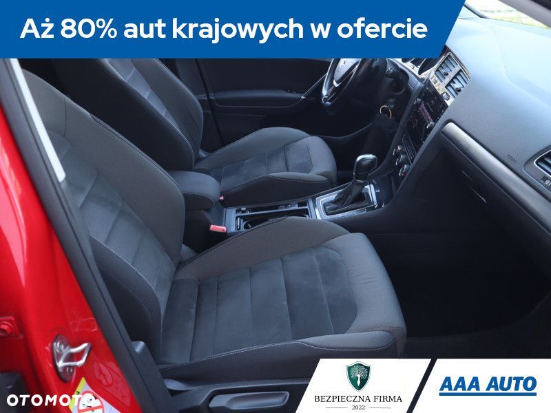 Volkswagen Golf Variant - 11