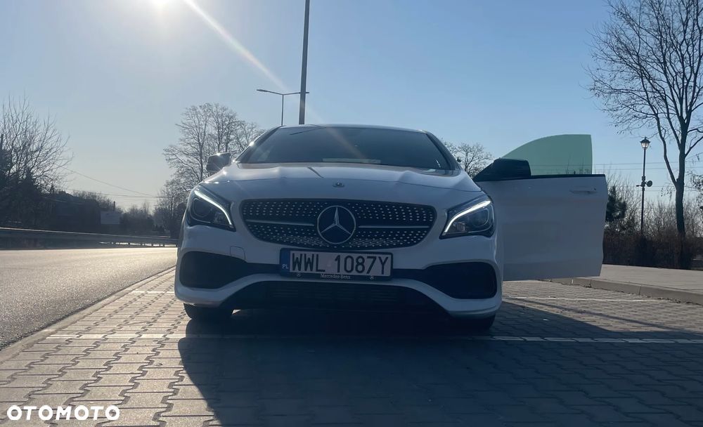 Mercedes-Benz CLA 250 7G-DCT Peak Edition - 15
