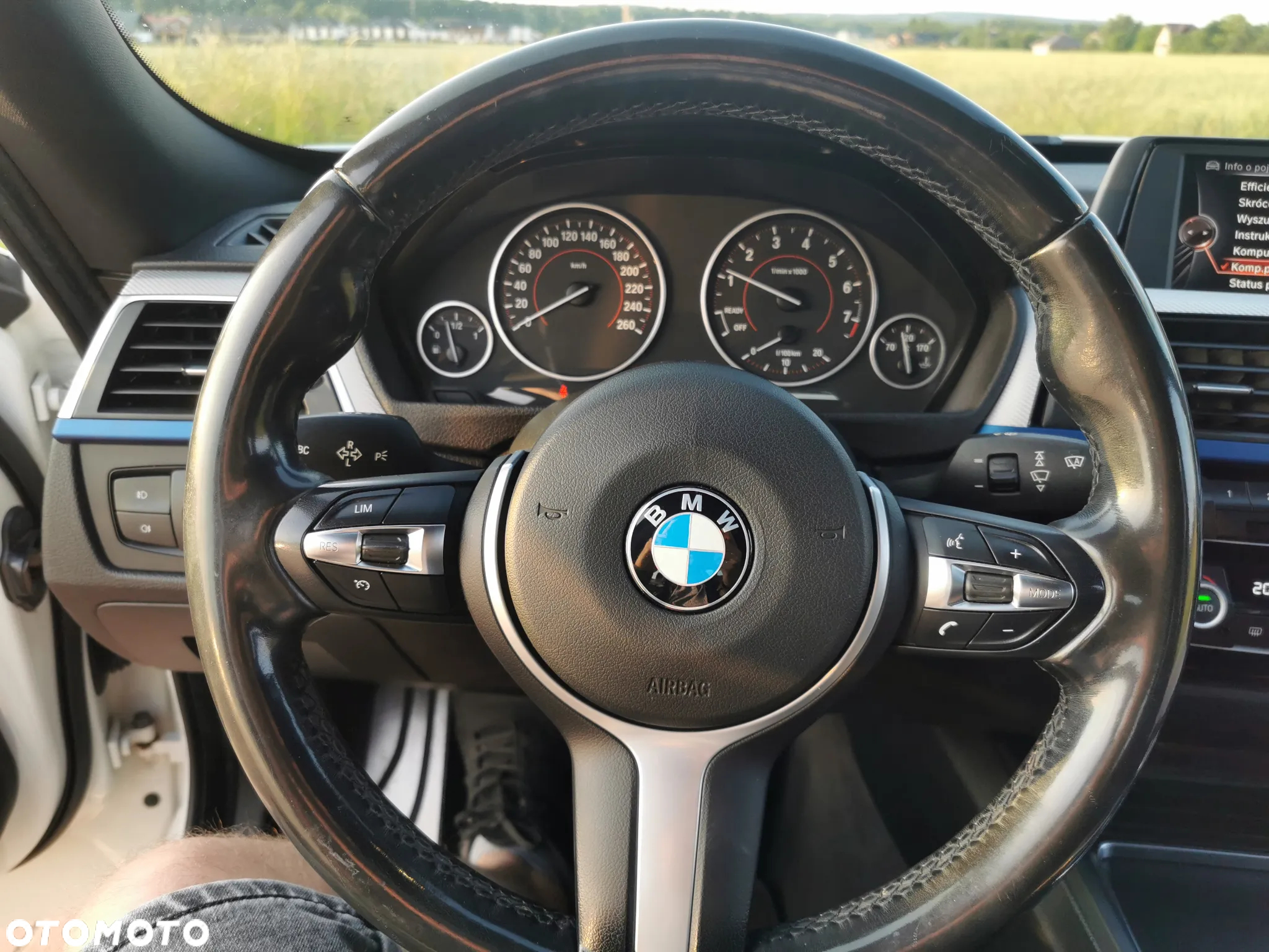 BMW 3GT 320i xDrive M Sport - 14