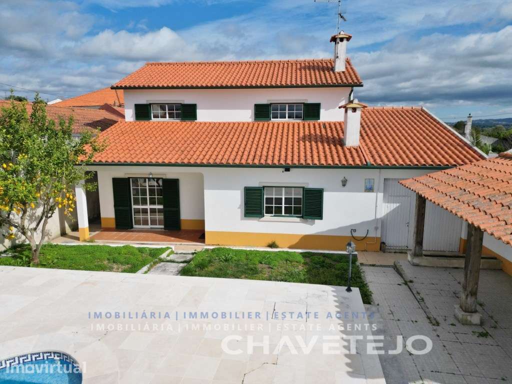 Moradia T4 com Piscina, Anexo e Garagem. - Grande imagem: 3/59