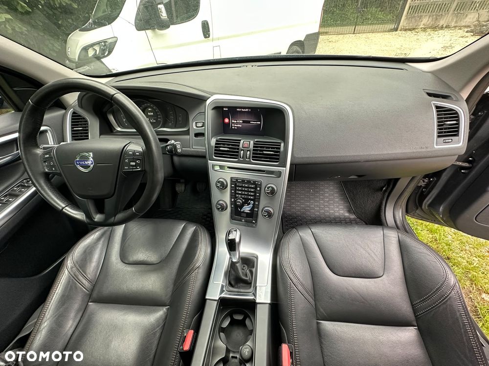 Volvo XC 60 D3 Drive-E Momentum - 14