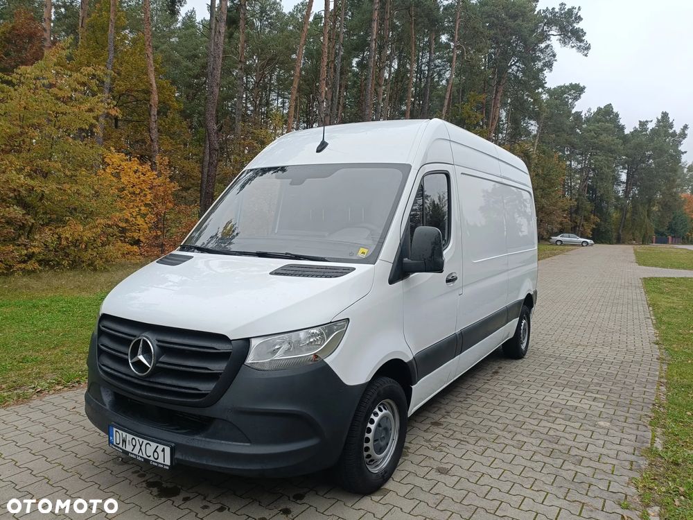 Mercedes-Benz Sprinter - 4