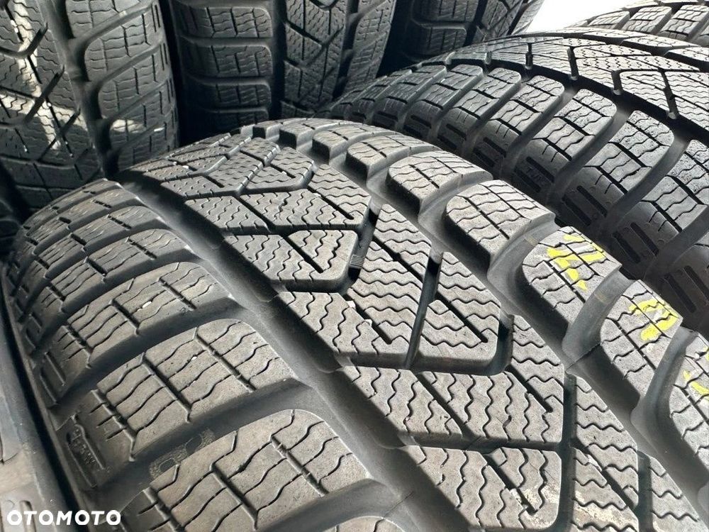 215/55r17 Pirelli SottoZero 3_7,6mm_4szt_(29) - 7