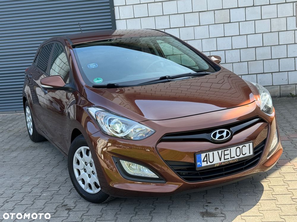 Hyundai i30 i30cw 1.4 Intro Edition - 18
