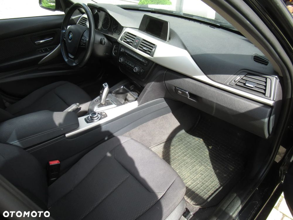 Deska rozdzielcza kokpit konsola BMW F30 F31 F32 F33 F34 F36 F80 F82 Czarna Oryginał - 3