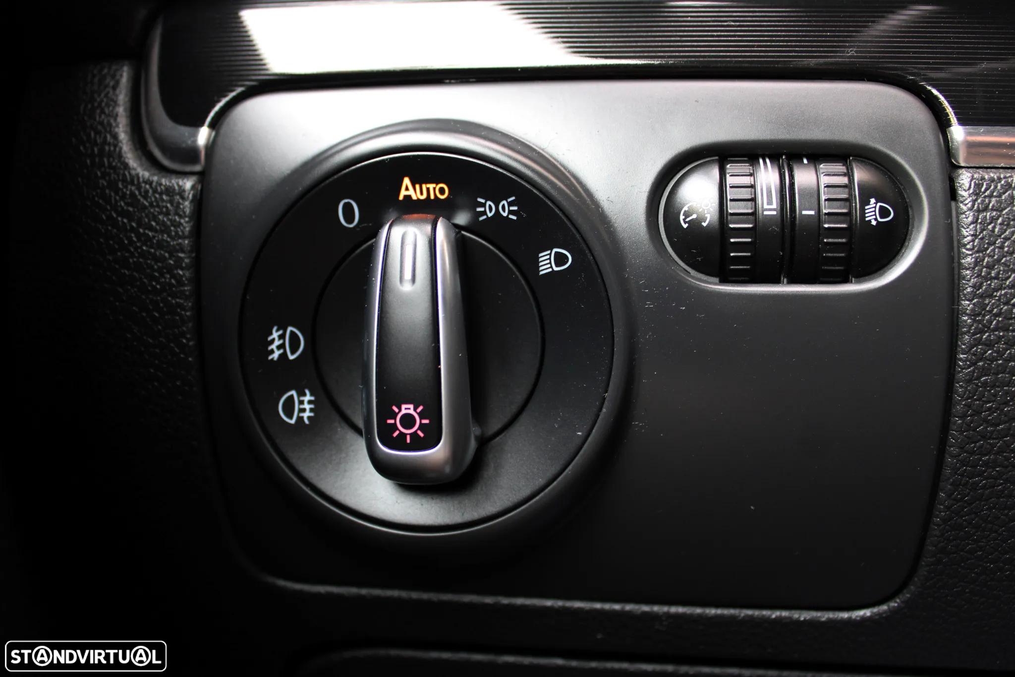 VW Golf 2.0 GTI DSG - 44