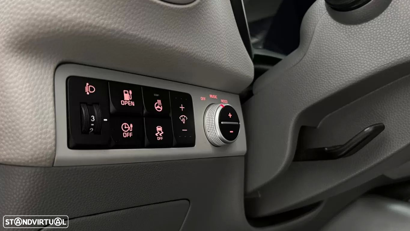 Kia e-Soul EV - 25