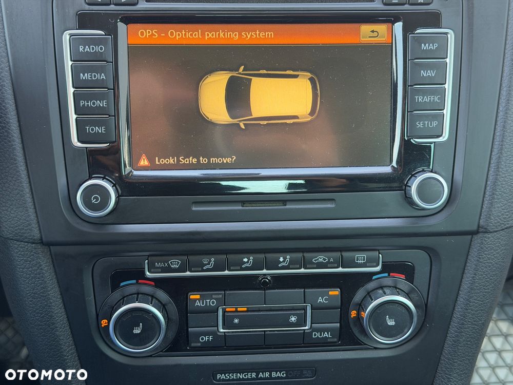 Volkswagen Golf - 11