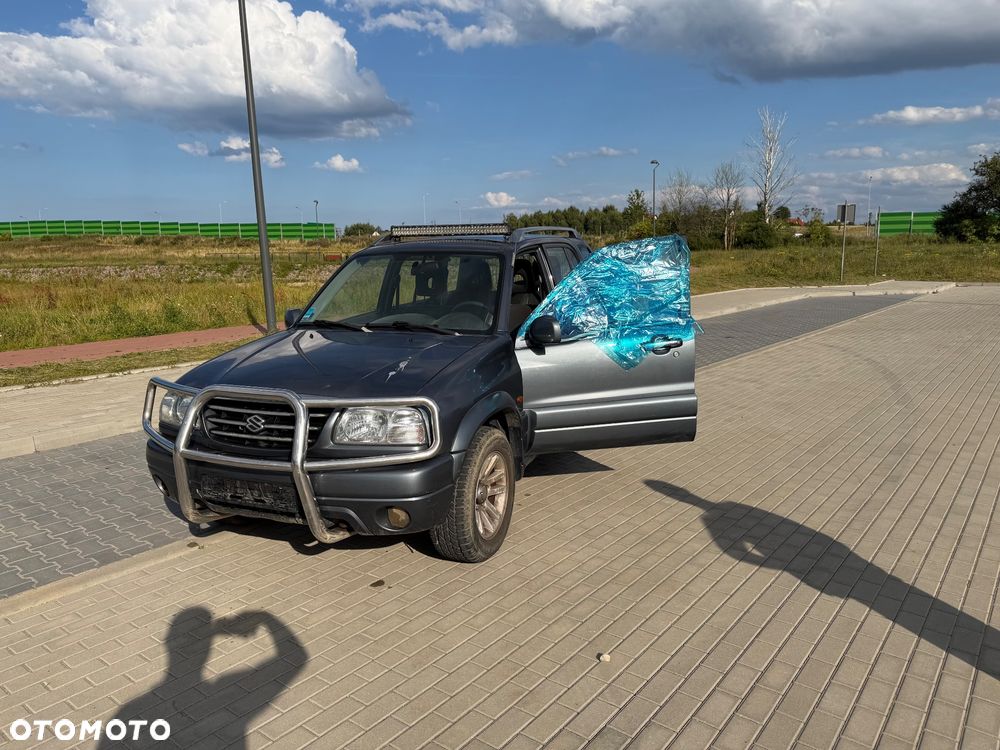 Suzuki Grand Vitara 2.0 Special Edition - 2