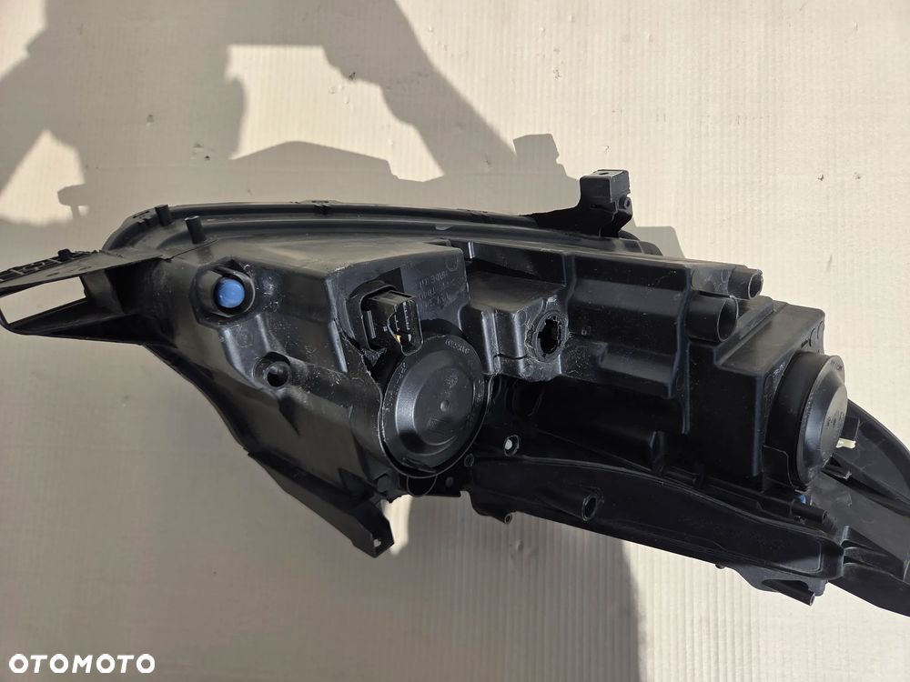 Lampa przednia lewa Peugeot 2008 I LIFT  9825313980 - 17