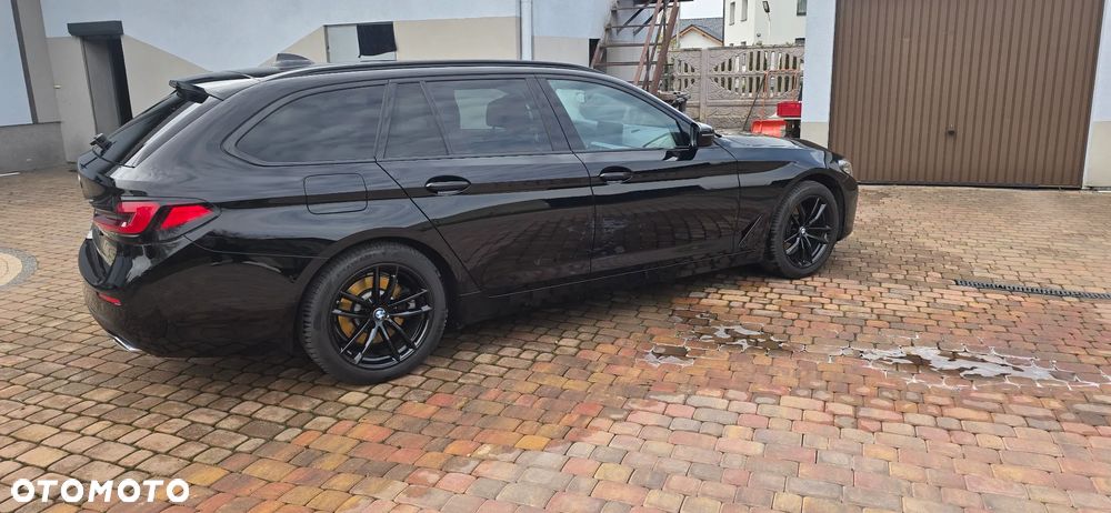 BMW Seria 5 520d Luxury Line - 6