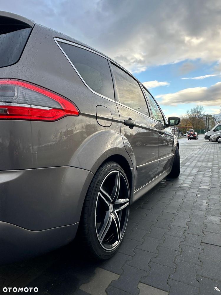 Ford S-Max - 7