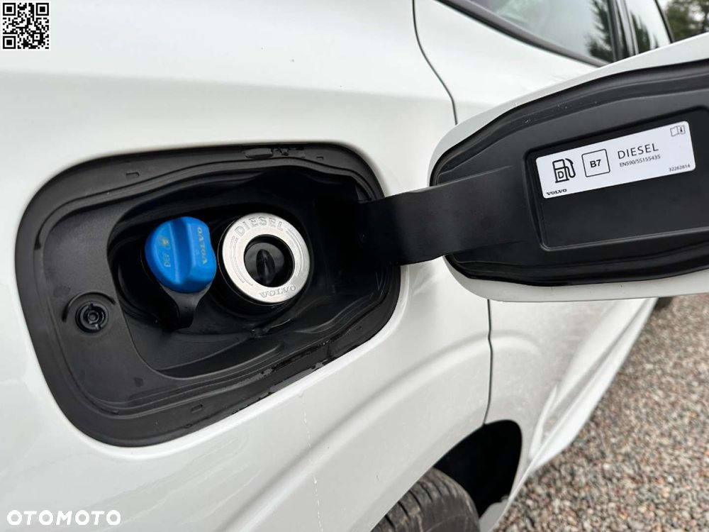 Volvo XC 60 D3 Momentum - 24