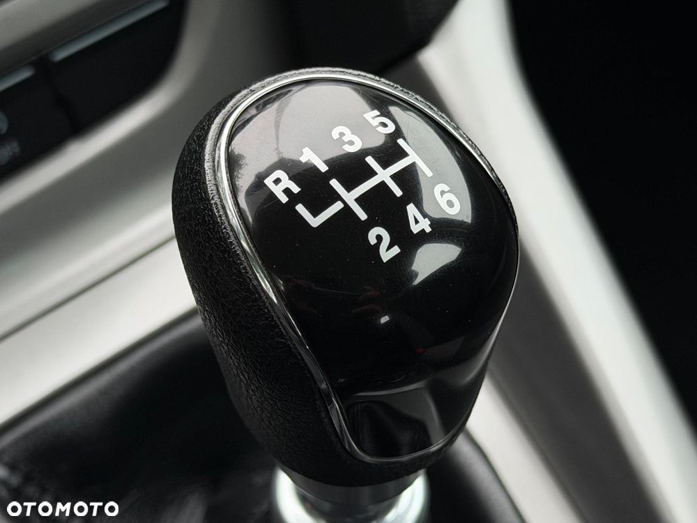 Ford Focus 1.0 EcoBoost Trend - 25