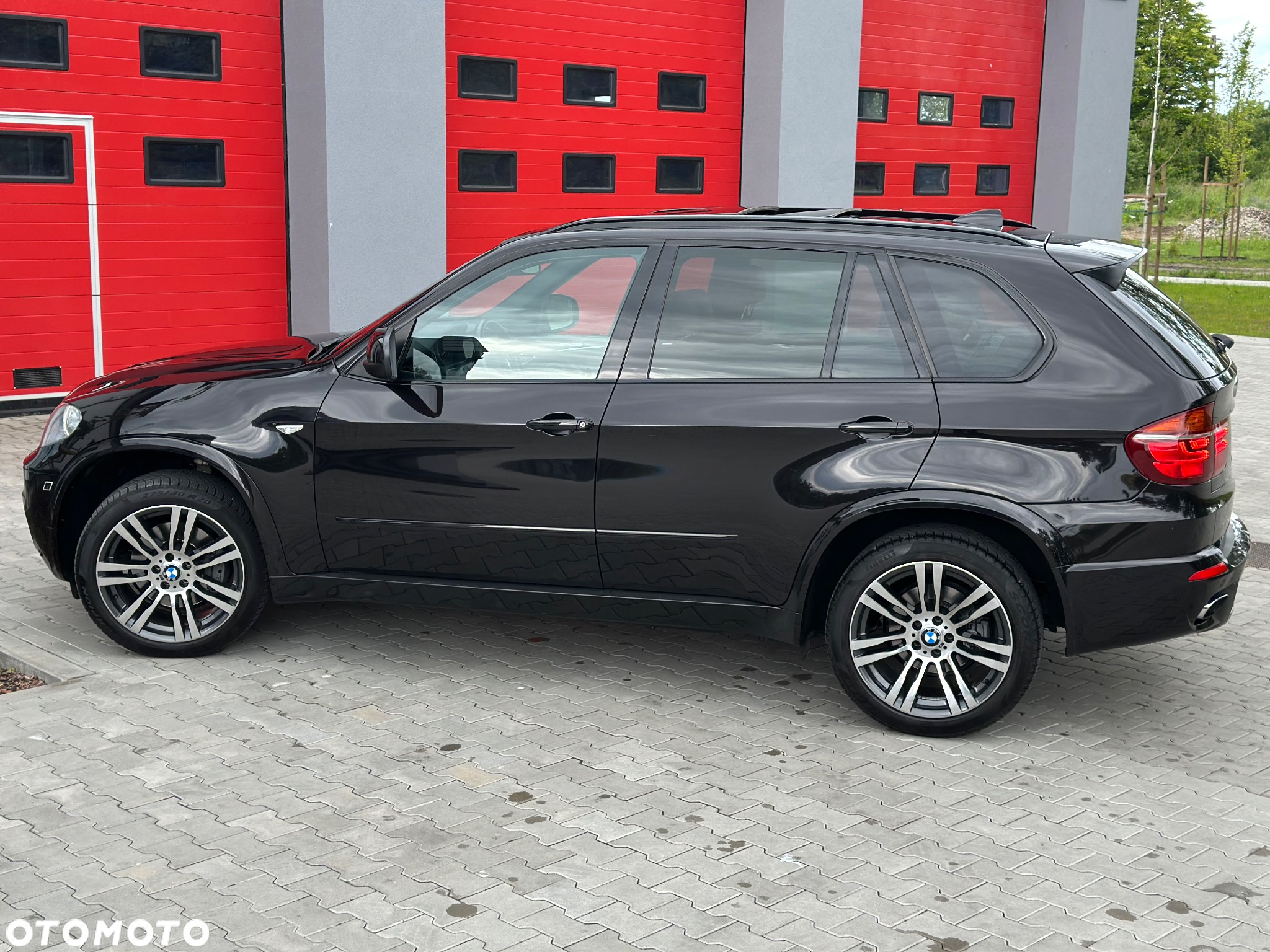 BMW X5 xDrive35i Edition Exclusive - 16