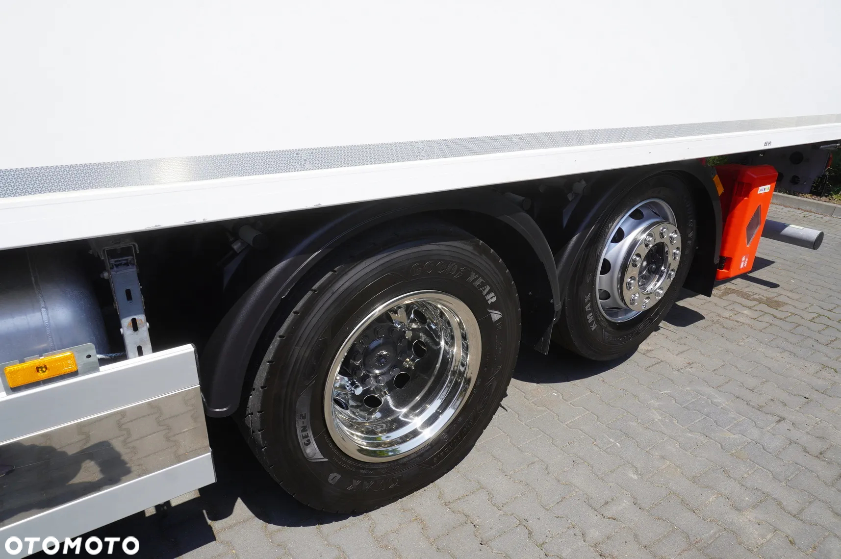 Mercedes-Benz Actros 2545 / 2021 / Chłodnia Hagemann Multitemperatura - 12