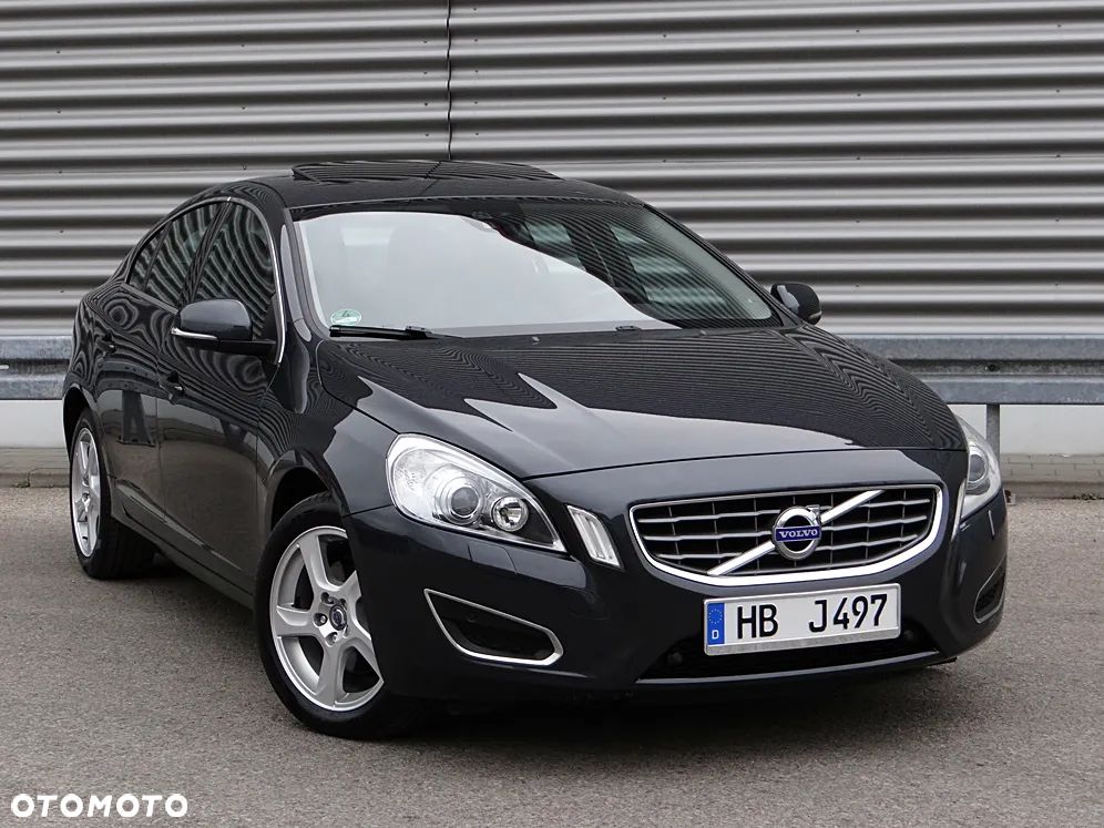Volvo S60 D3 Summum - 9