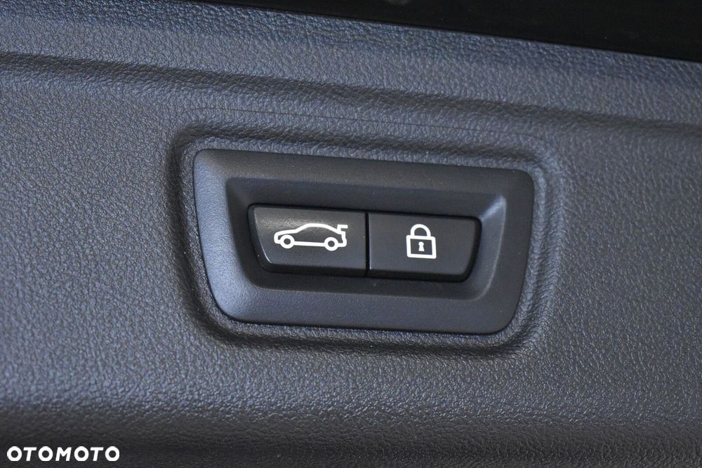 BMW Seria 3 - 25