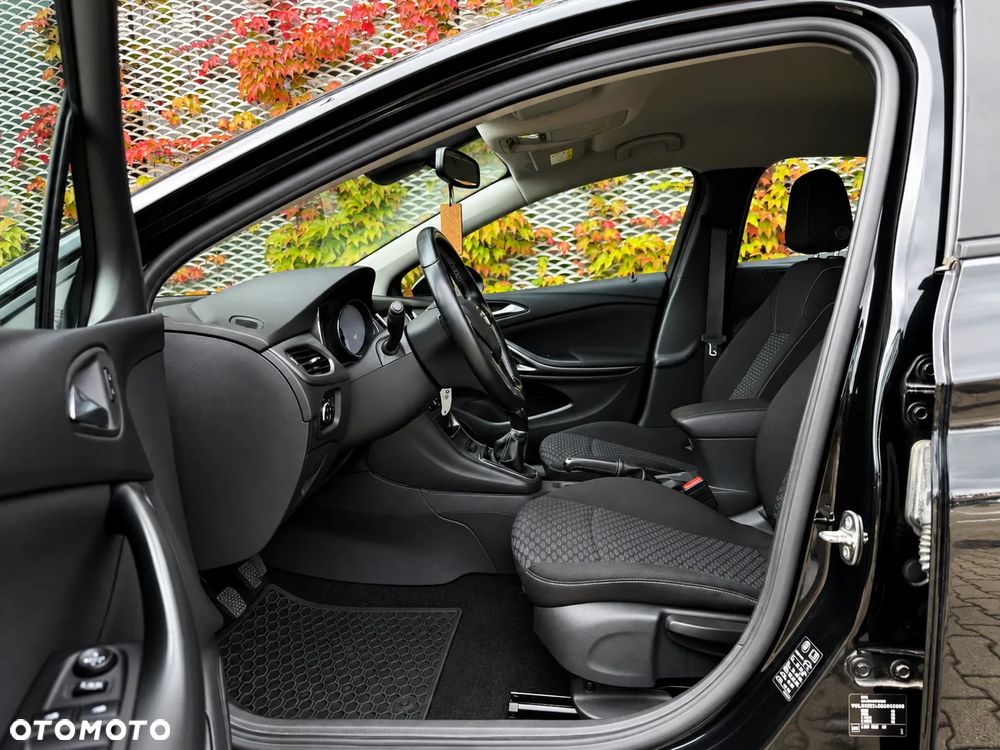 Opel Astra 1.6 CDTI Enjoy S&S - 10