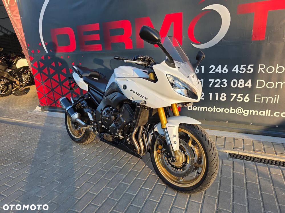 Yamaha FZ8 - 4