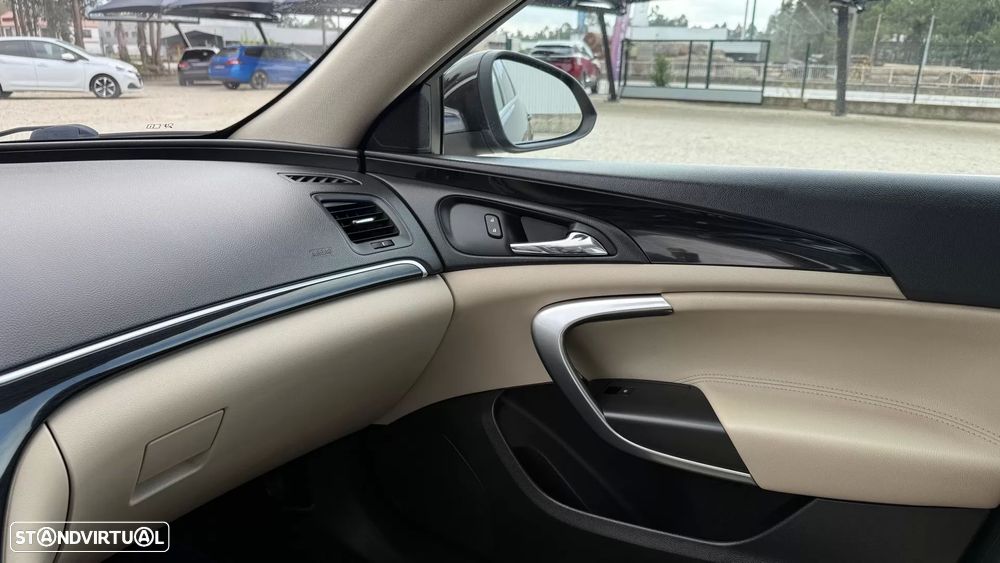 Opel Insignia 2.0 CDTI executive S/S - 45