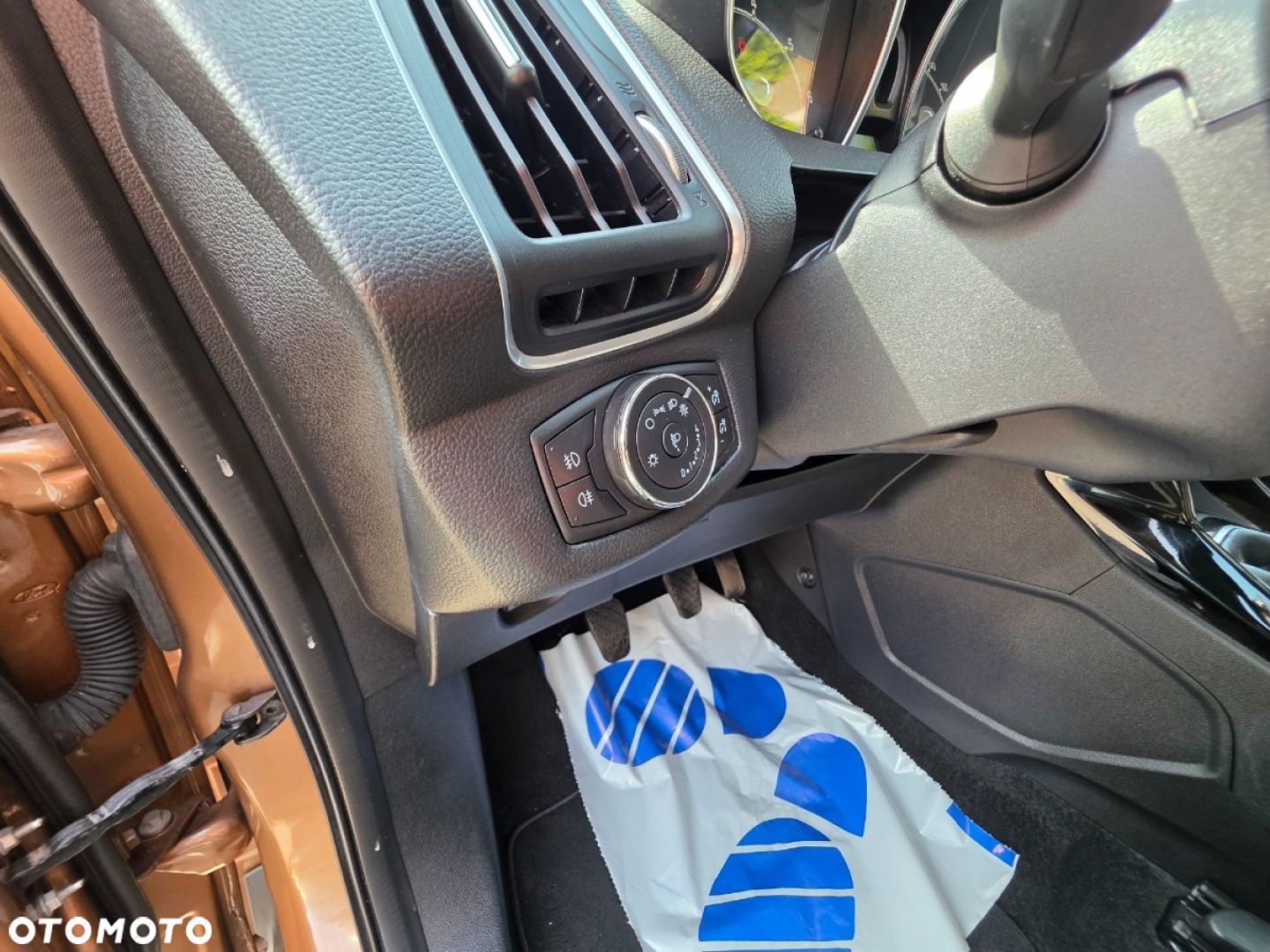 Ford B-MAX - 12