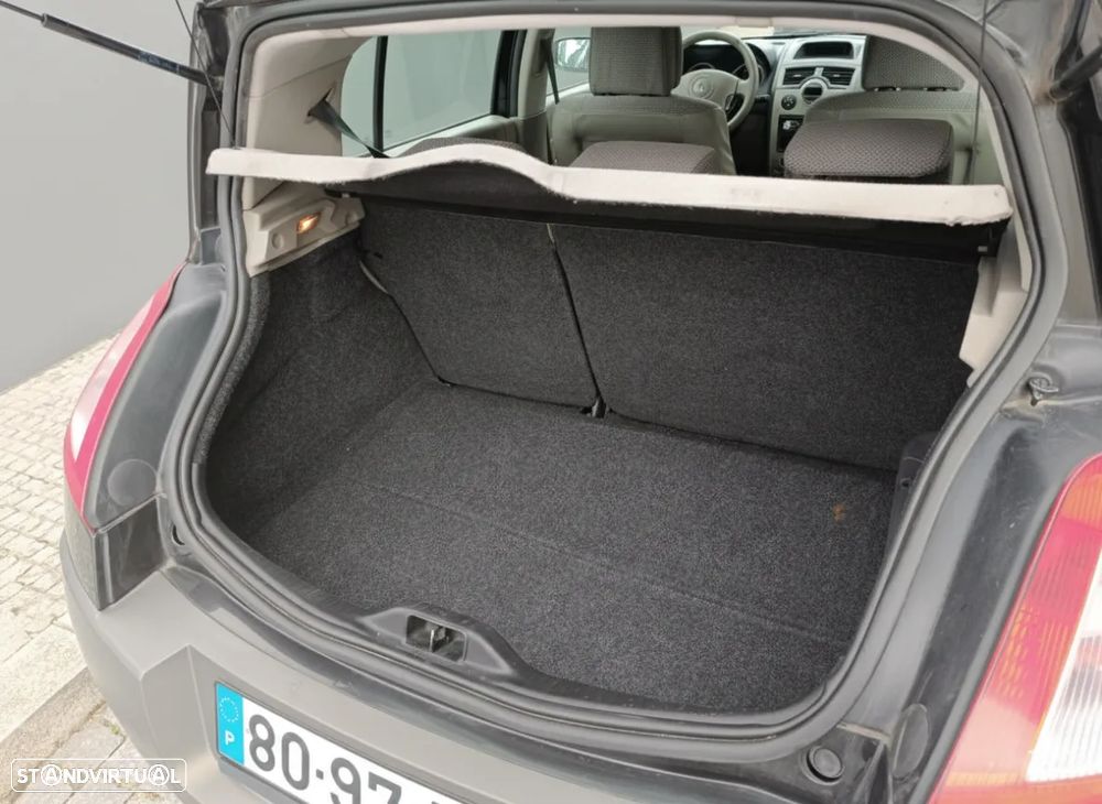 Renault Mégane 1.5 dCi Privilège Luxe - 8