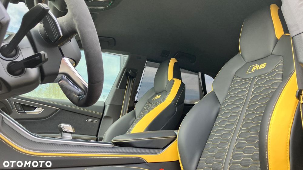 Audi RS Q8 - 18