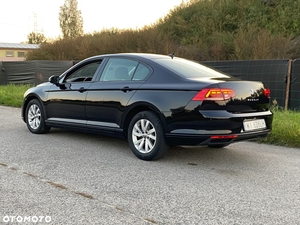 Volkswagen Passat - 15