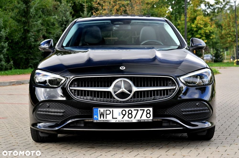 Mercedes-Benz Klasa C - 32