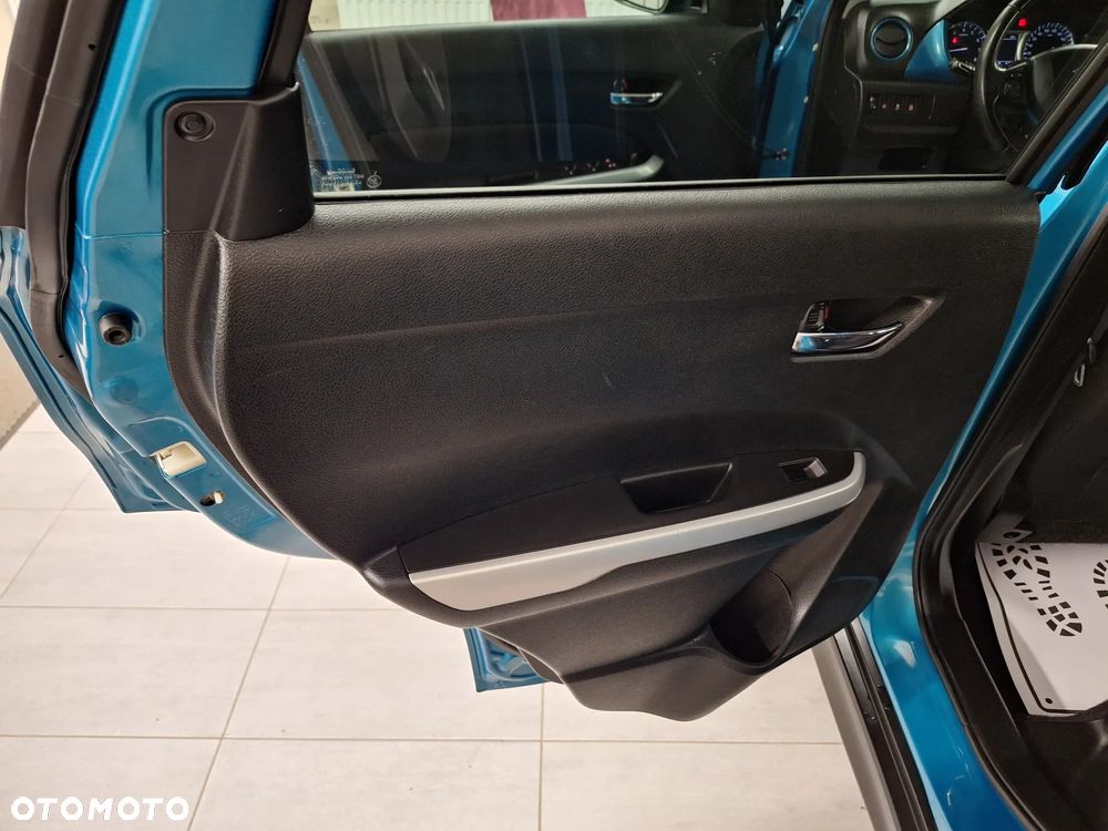 Suzuki Vitara 1.6 Premium 2WD - 23