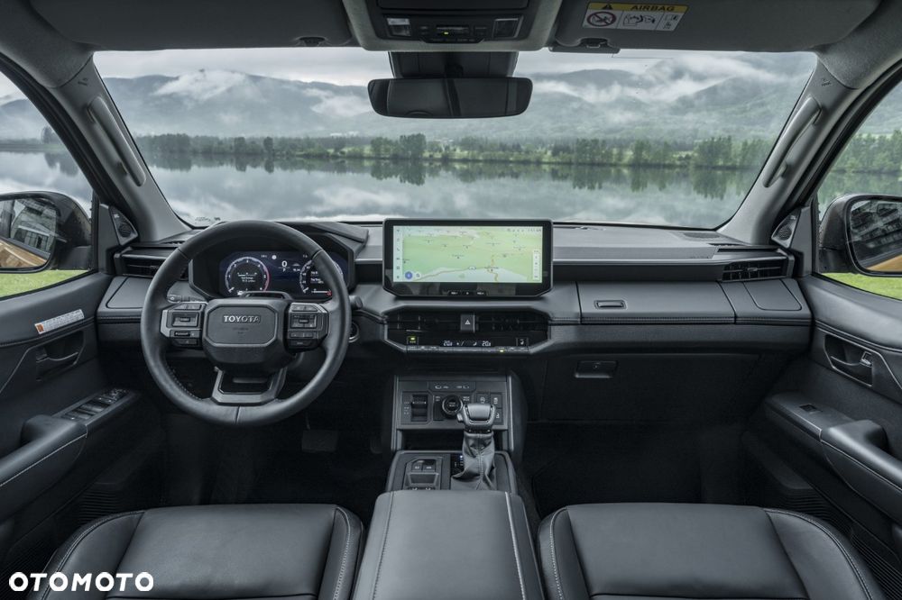 Toyota Hilux 2.8 D-4D mHEV Double Cab Invincible 4x4 - 10