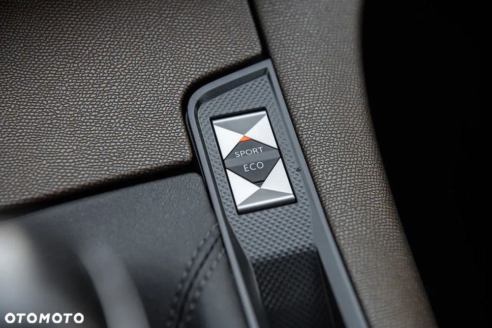 DS Automobiles DS 7 Crossback 1.5 BlueHDi Be Chic - 24