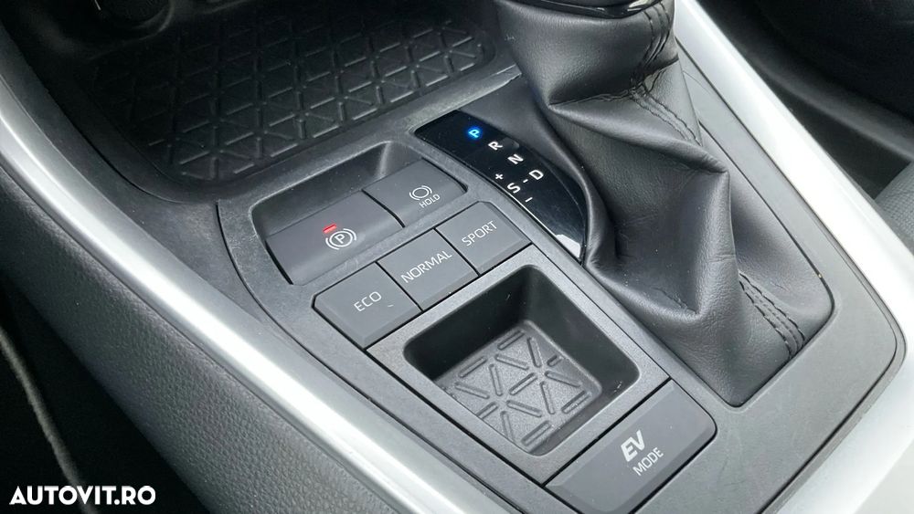 Toyota RAV4 2.5 VVT-iE 4x2 Dynamic - 35