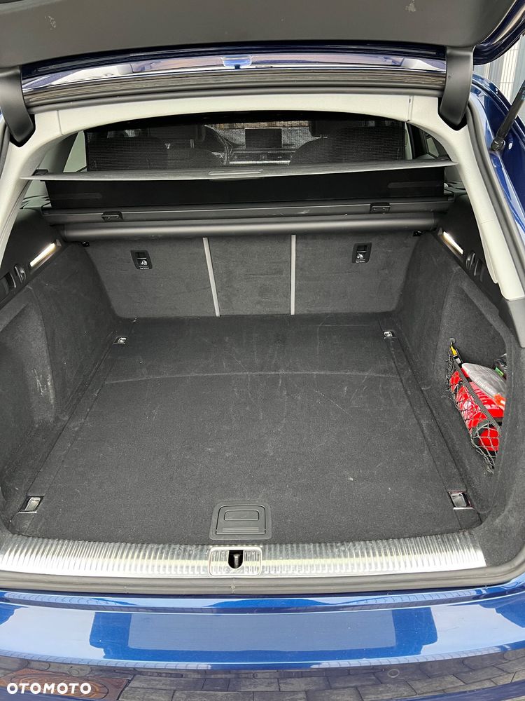 Audi A4 Avant 2.0 TDI S tronic - 34