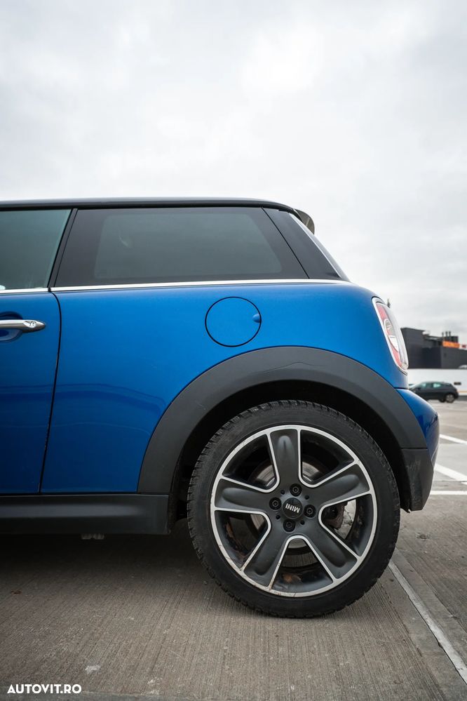 Mini Cooper Standard - 19