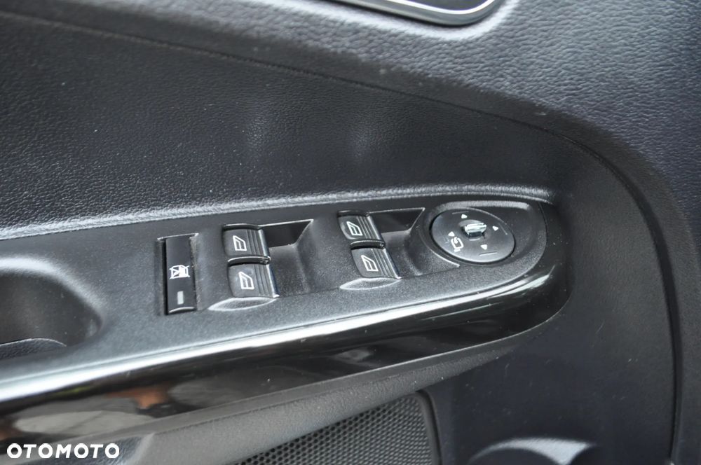 Ford B-MAX 1.6 Titanium - 10