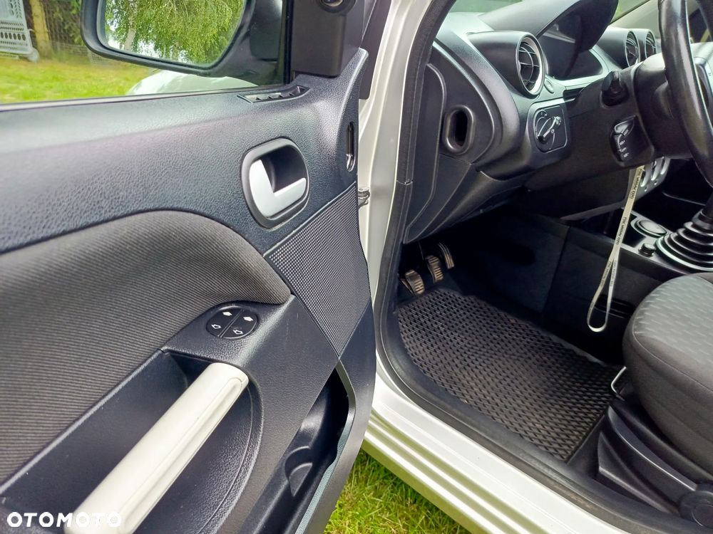 Ford Fiesta 1.4 Connection - 25