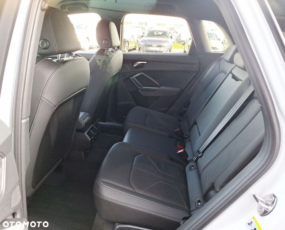 Audi Q3 40 TFSI Quattro S-Line S tronic - 22