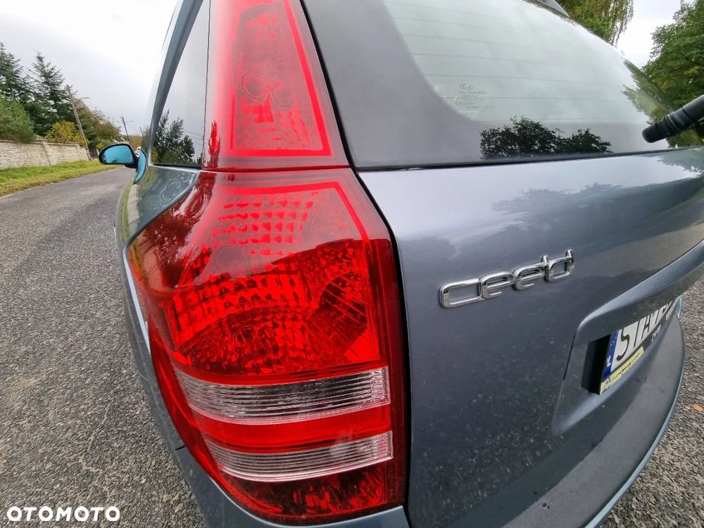 Kia Ceed Cee'd 1.6 Comfort + - 2