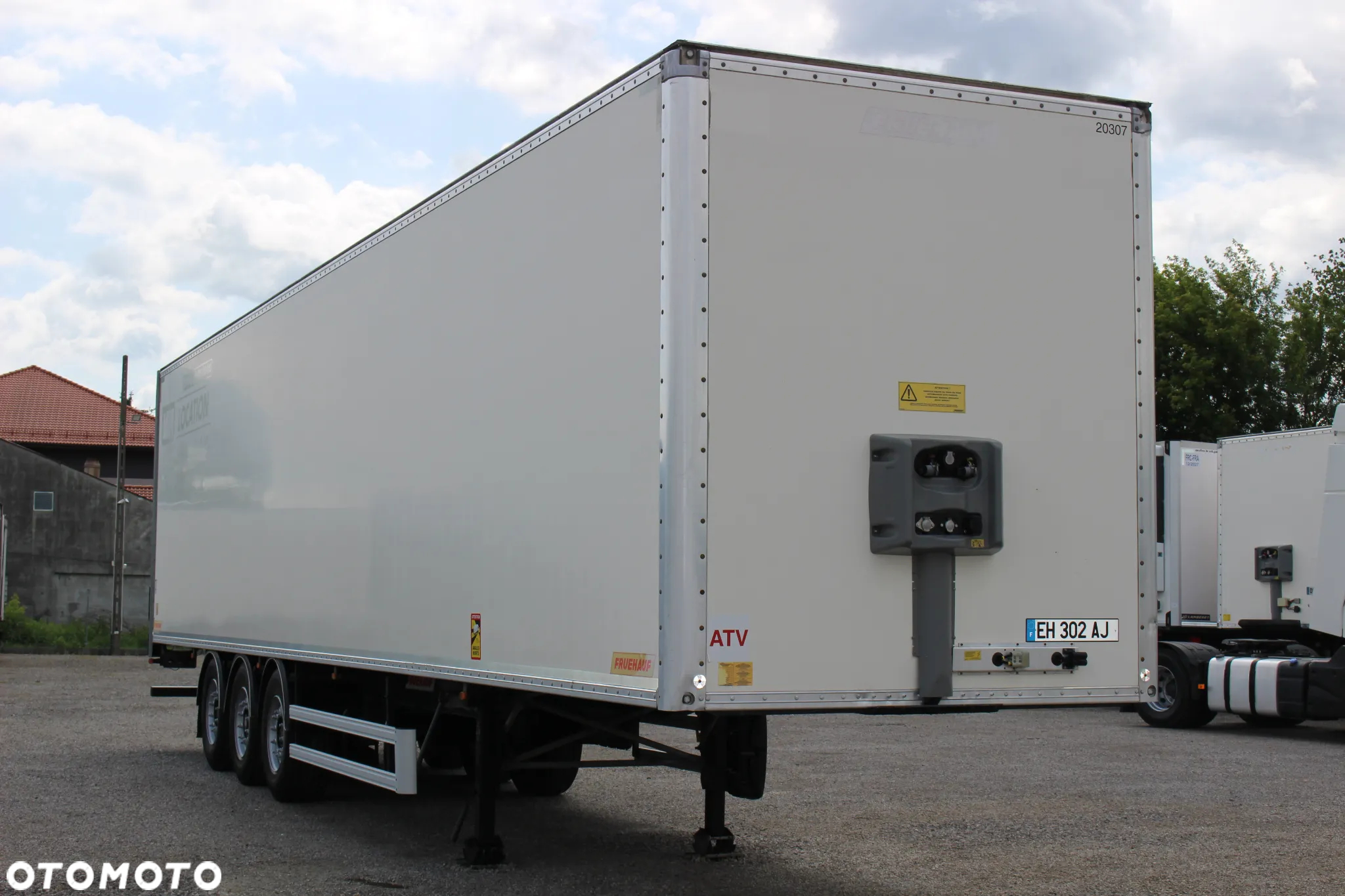 Fruehauf KONTENER /OŚ PODNOSZONA/Doppelstock/ OSIE SAF/ *SERWIS FR*/IDEALNY STAN / - 9