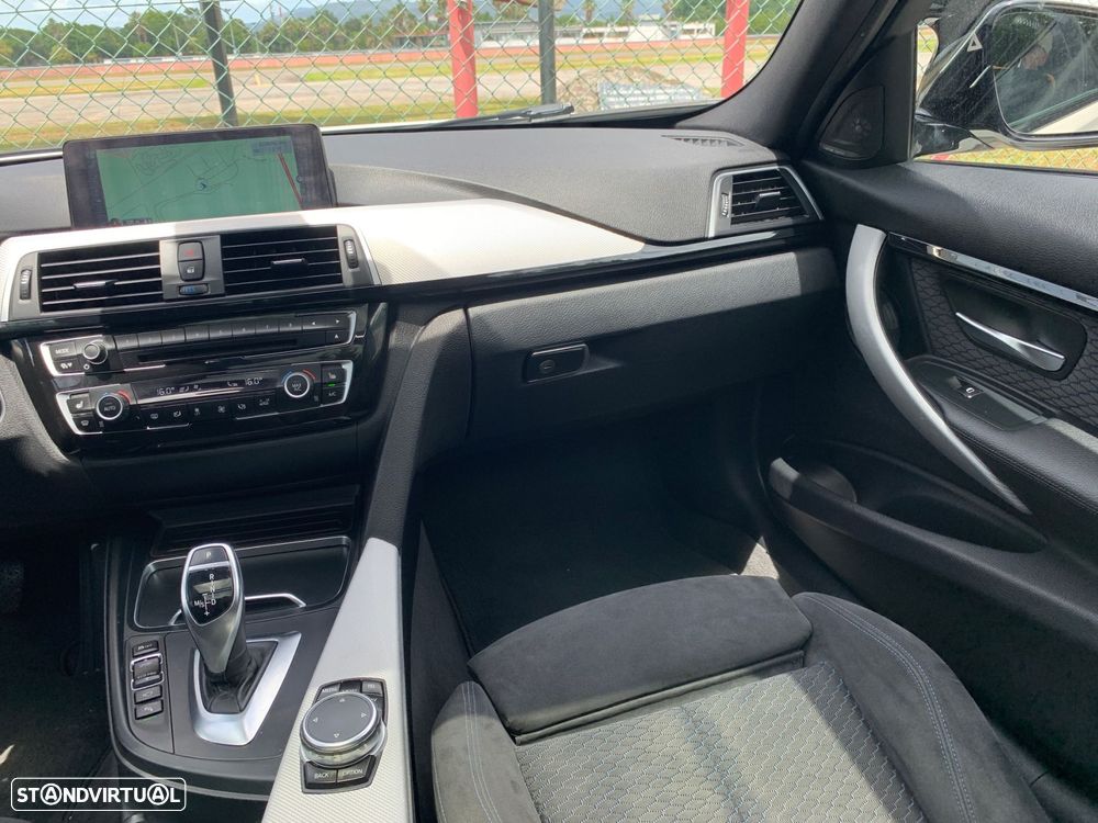 BMW 320 d Pack M Shadow Auto - 16