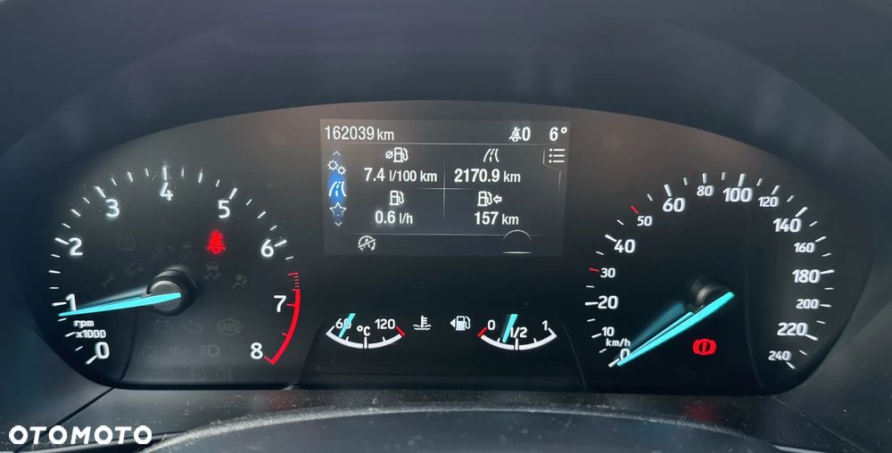 Ford Focus 1.0 EcoBoost Hybrid TITANIUM - 20