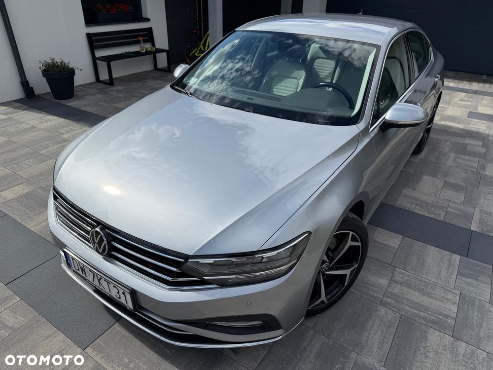 Volkswagen Passat 2.0 TSI 4Mot Elegance DSG - 2