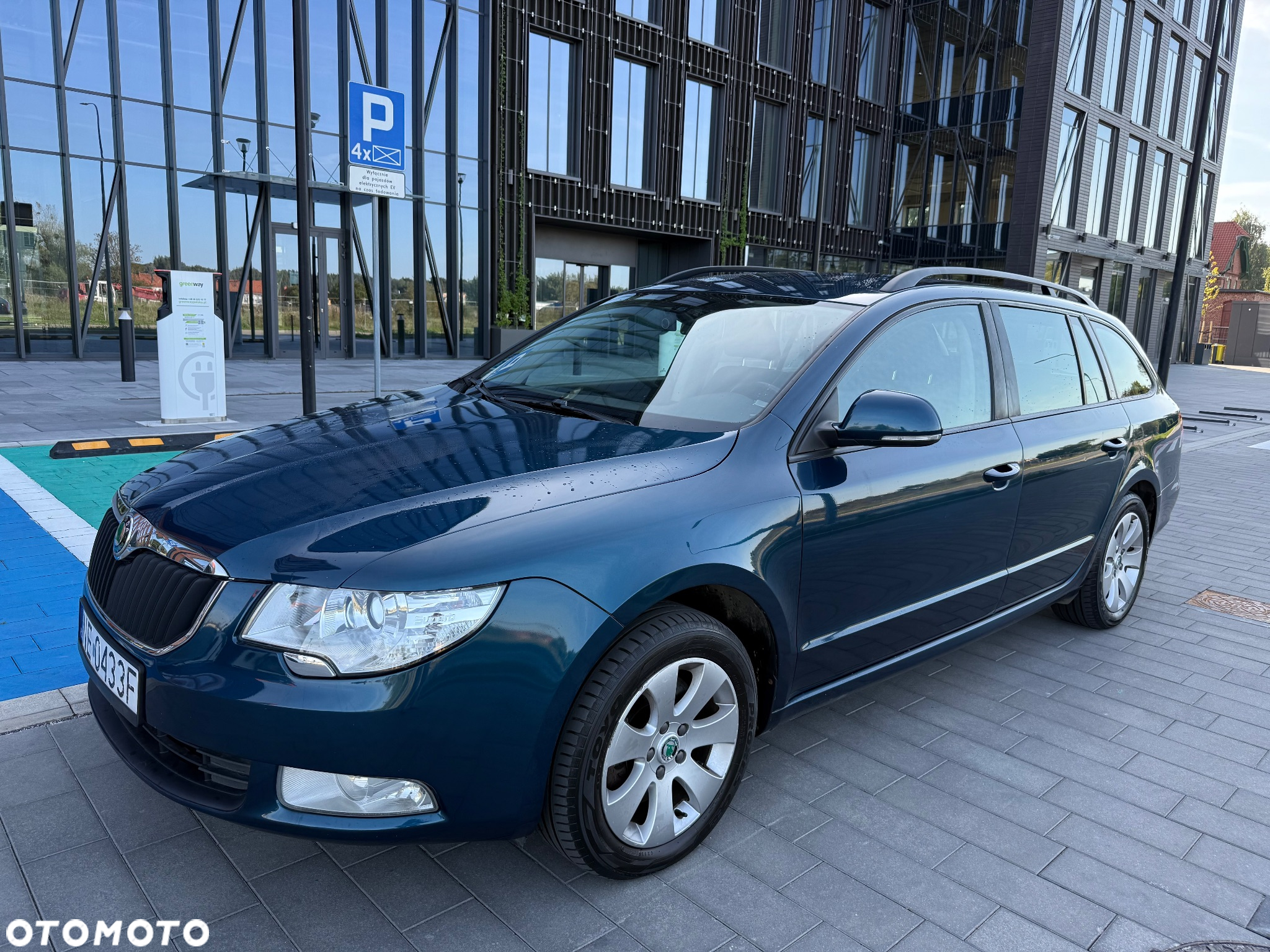 Skoda Superb 2.0 TDI Ambition - 2