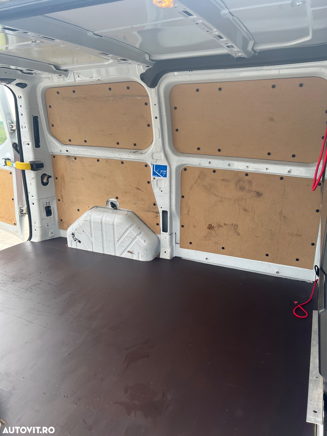 Ford Transit Custom - 13